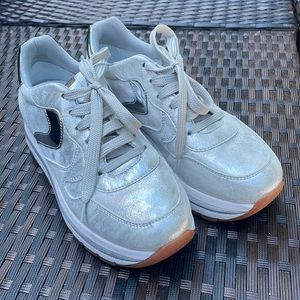 Womens Iridescent White Lace-Up Sneakers